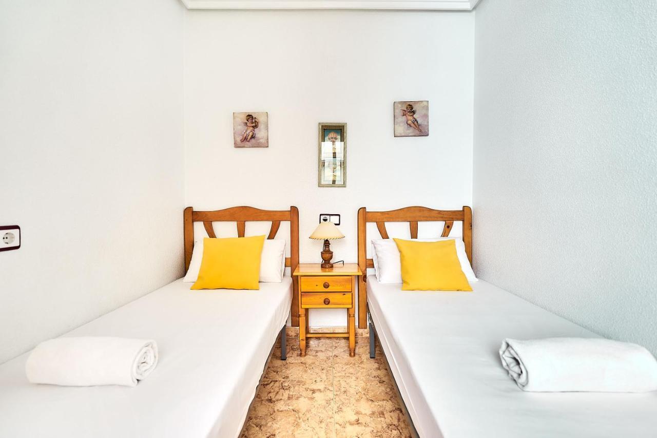 Espanhouse David 2 Bedroom Apartment Torrevieja With Pool Exteriér fotografie