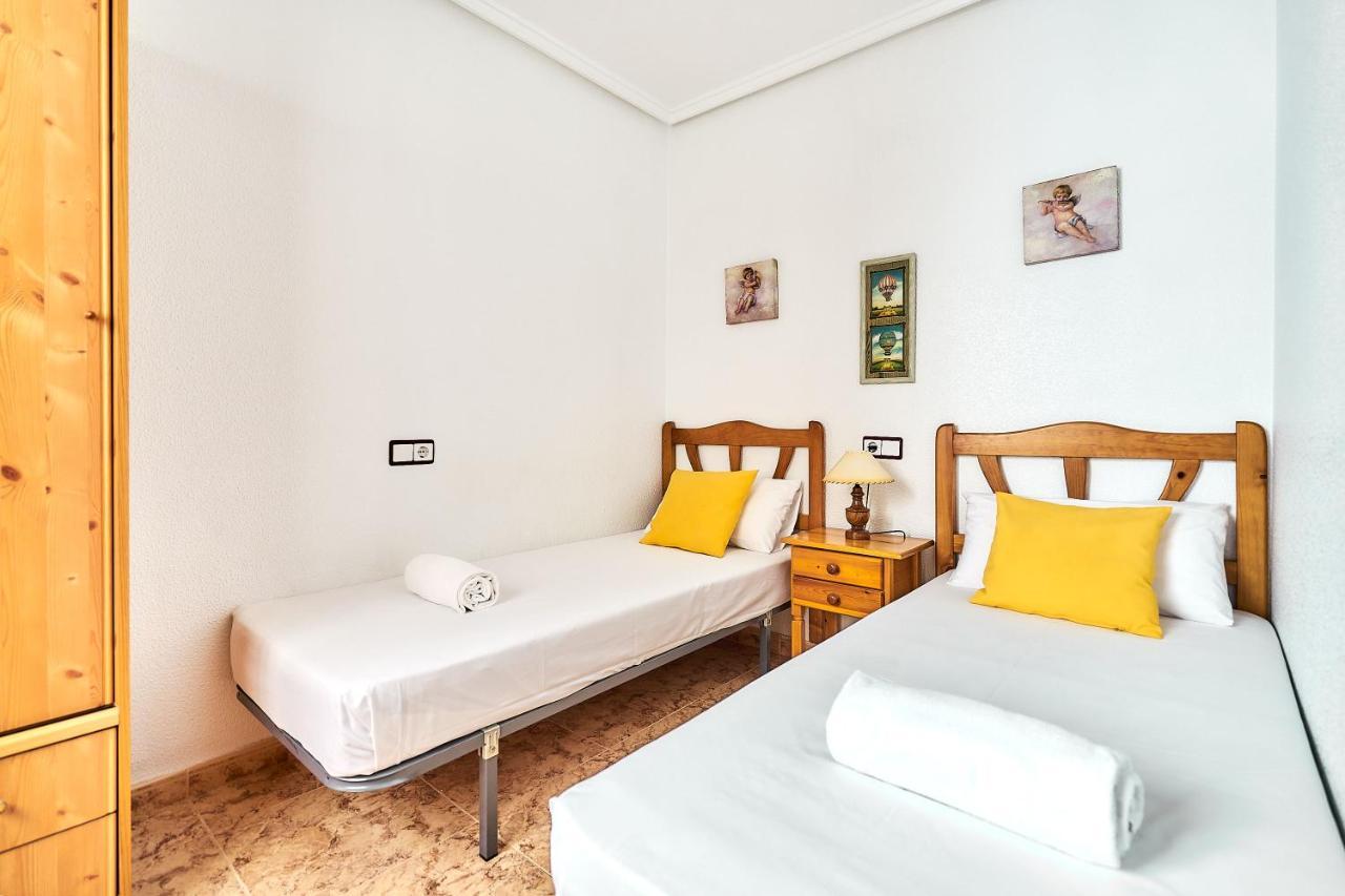 Espanhouse David 2 Bedroom Apartment Torrevieja With Pool Exteriér fotografie