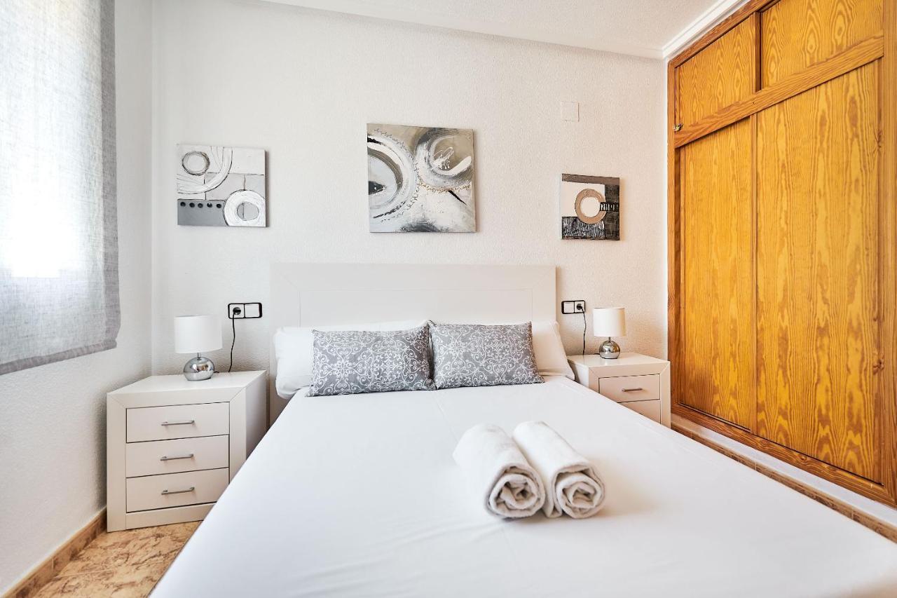 Espanhouse David 2 Bedroom Apartment Torrevieja With Pool Exteriér fotografie